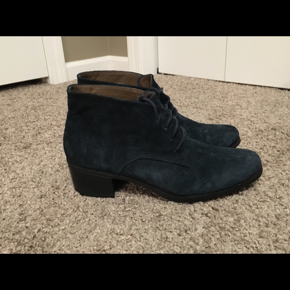 Blue suede white mountain booties size 9 1/2M